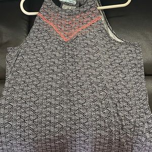 Black and white tang top